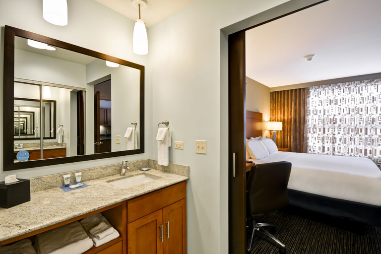 Bedroom 3, HYATT house Chicago/Naperville/Warrenville, Dupage