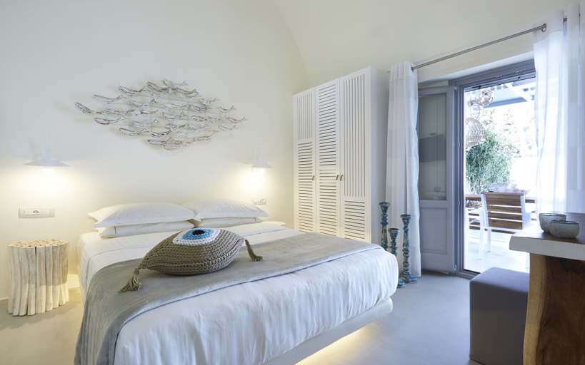 Bedroom 3, Eolia Kamari Villa, South Aegean