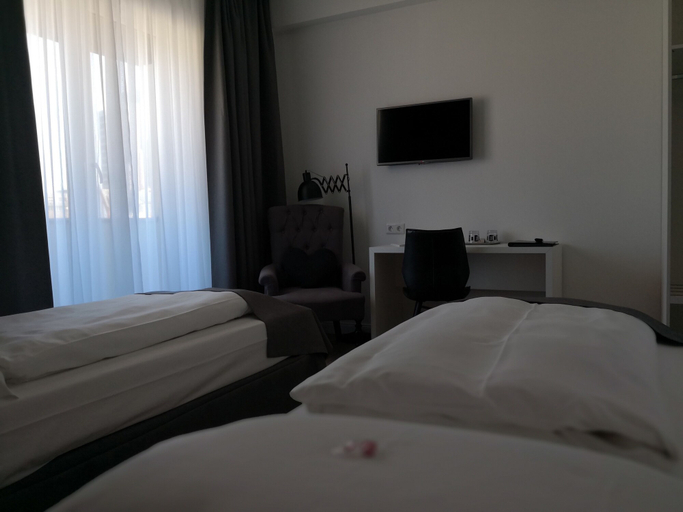 Bedroom 4, Hotel Lindenhof, Düsseldorf