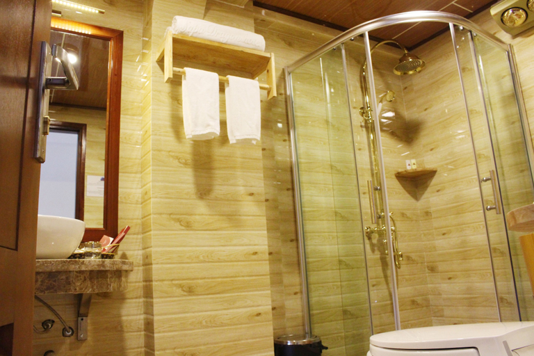 Bathroom 4, Sapa Dragon Hotel, Sa Pa