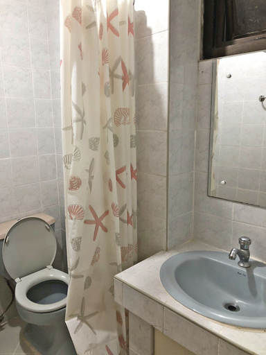 Bathroom 5, Tabaco Gardenia Hotel, Tabaco City