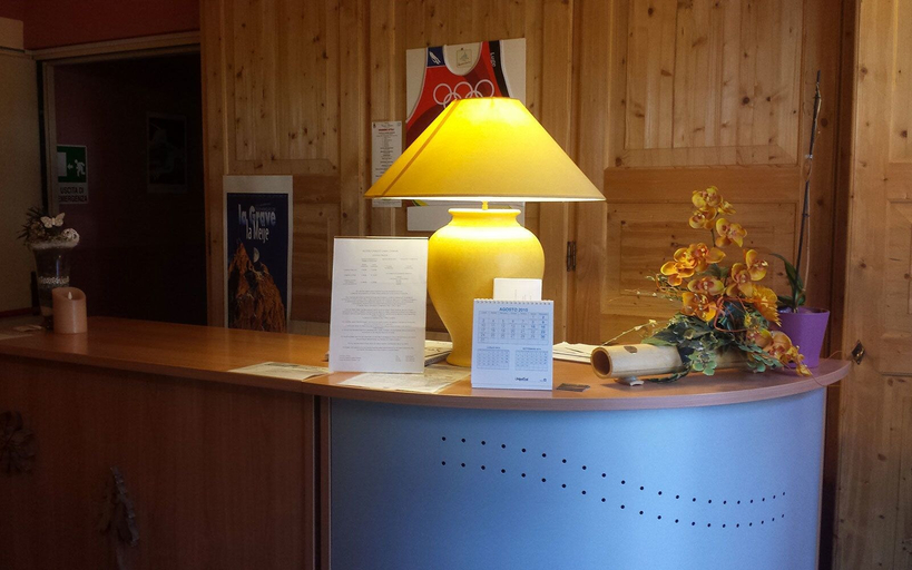 Others 3, Hotel Chalet Casa Cesana, Torino
