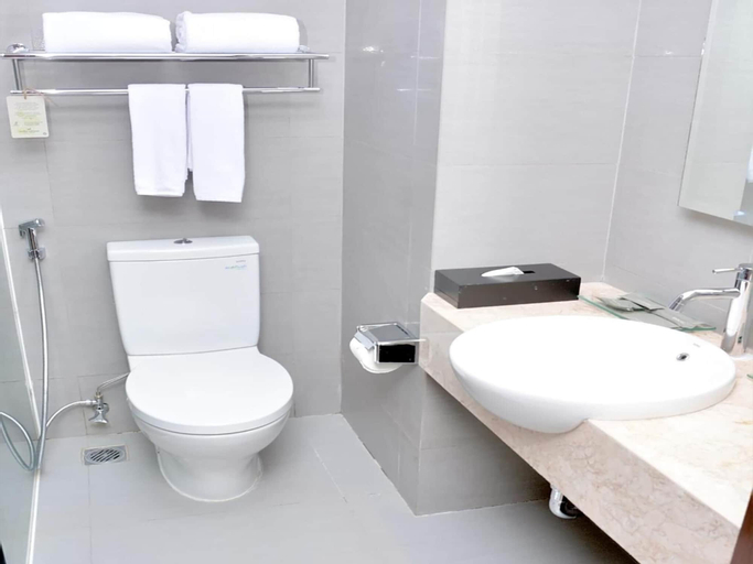 Bedroom 4, Hotel Santika Pekalongan, Pekalongan