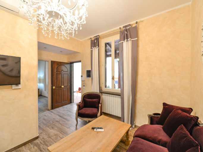 Others 5, Bacall Apartment, Roma