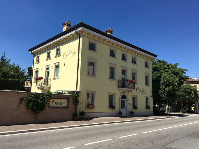 Exterior & Views 2, Hotel Opera', Verona