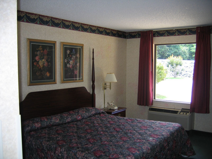 Bedroom 4, Americas Best Value Inn & Suites Sheridan, Grant