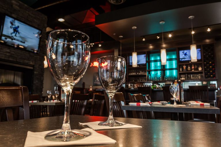 Food & Drinks 5, Days Inn & Suites by Wyndham Edmonton Airport, Division No. 11