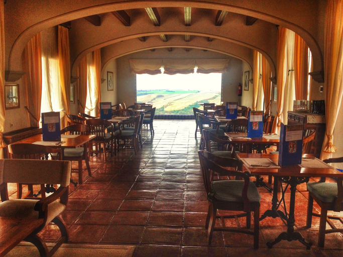 Food & Drinks 5, Parador De Arcos De La Frontera, Cádiz