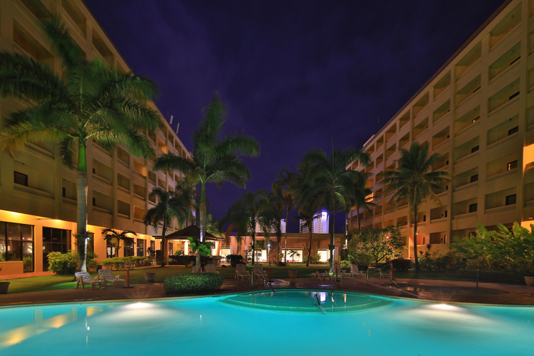 Exterior & Views 3, Guam Plaza Resort, Tumon