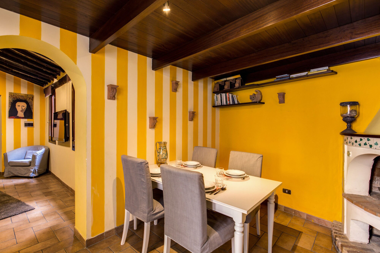 In-room dining 2, Downtown Navona, Rome