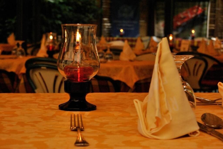 Food & Drinks 6
