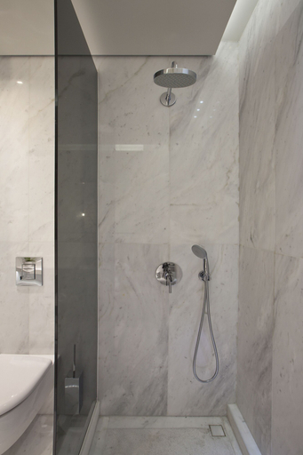 Bathroom 5, MET34 Athens, Attica