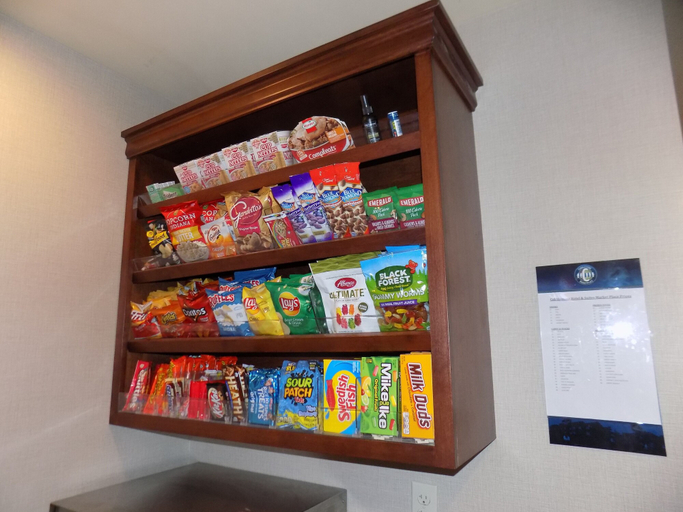 Food & Drinks 5, Cobblestone Hotel & Suites - Seward, Seward