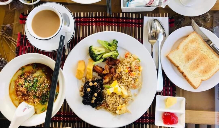 Food & Drinks 5, Shwe Kyun Hotel, Taunggye