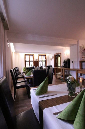 Bedroom 3, Aparthotel Paradies, Fulda