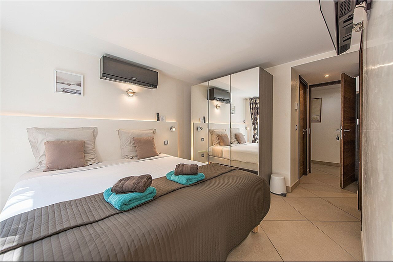 Bedroom 5, Villa Perle de la Mer, Var