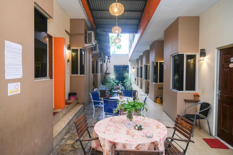 Others 5, RedDoorz near Jalan Wolter Monginsidi Manado, Manado