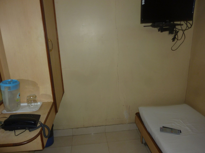 Bedroom 2, Hotel New Bengal, Mumbai City
