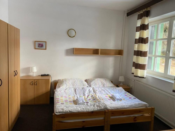Bedroom 3, Hotel U Supa, Semily