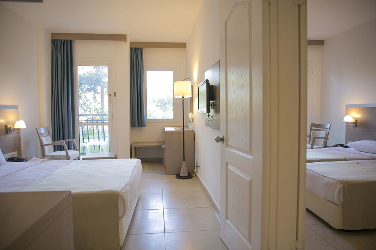 Bedroom 4, Bodrum Sea Side Beach Club Hotel, Bodrum
