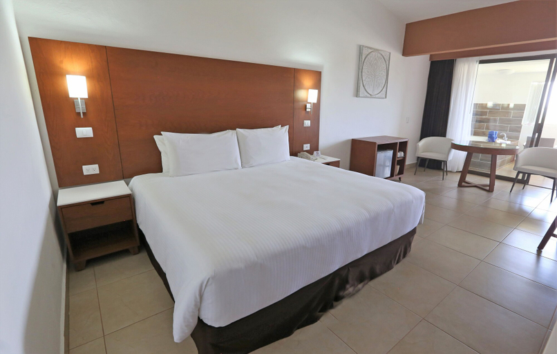 Bedroom 3, Cozumel Hotel & Resort, Cozumel