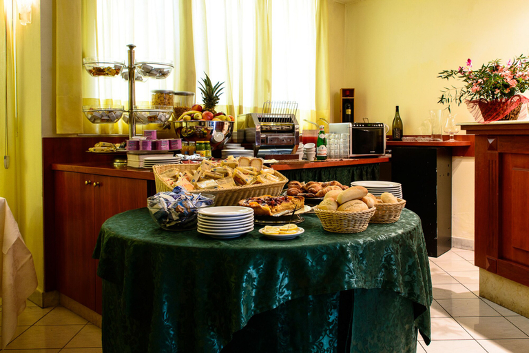 Food & Drinks 4, Villa Adriana, Lucca