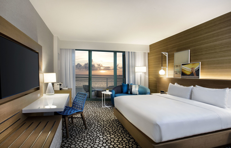 Bedroom 4, Signia by Hilton Diplomat Beach Resort, Broward