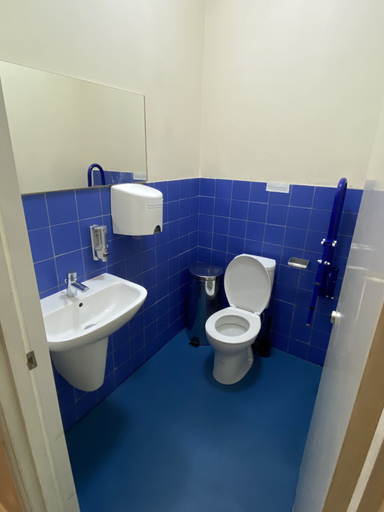 Bathroom 3, Olive Lodge Blackpool, Blackpool