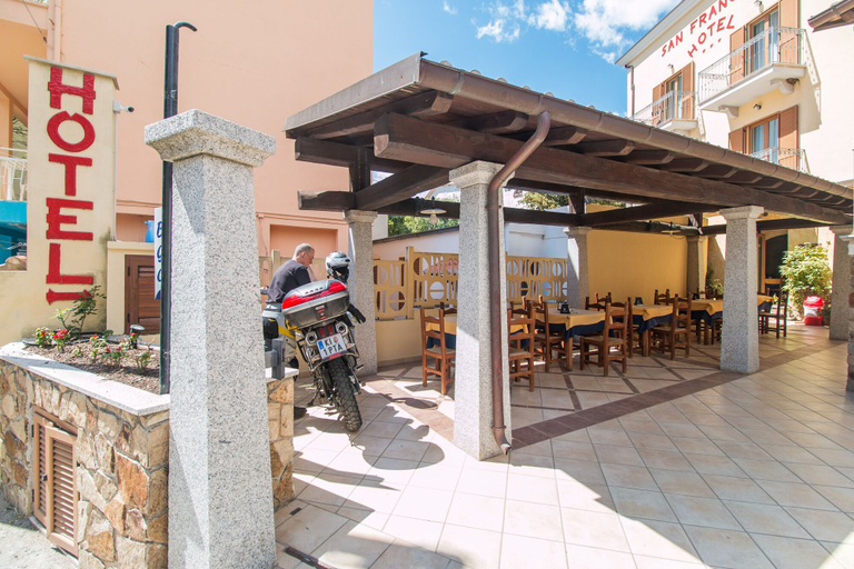 Food & Drinks 5, San Francisco Hotel, Nuoro