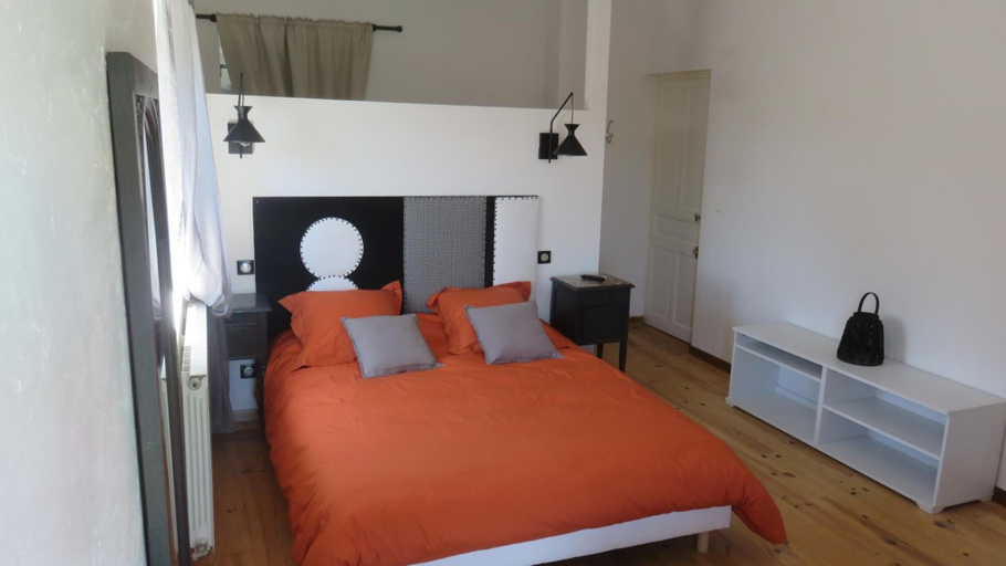 Bedroom 5, A la belle histoire, Drôme