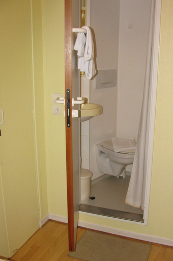 Bathroom 3, Atlantis Hôtel Mimizan Les Landes, Landes