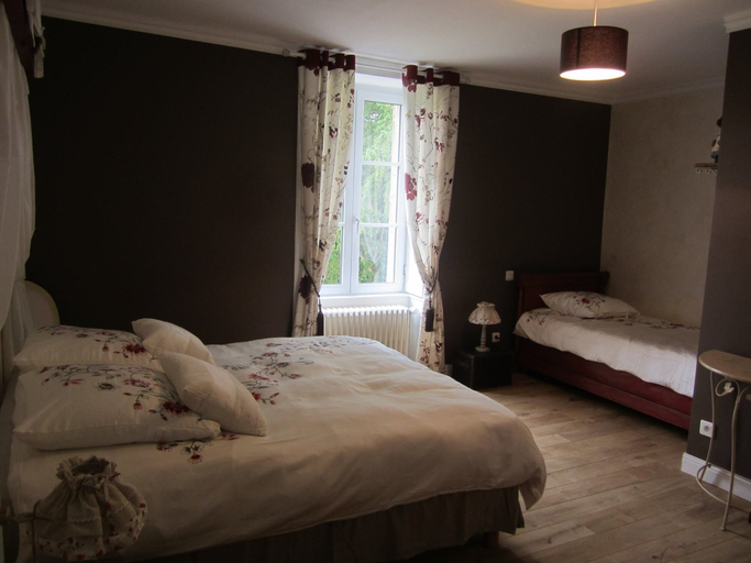 Bedroom 4, Le Manoir Aux Douves, Vendée