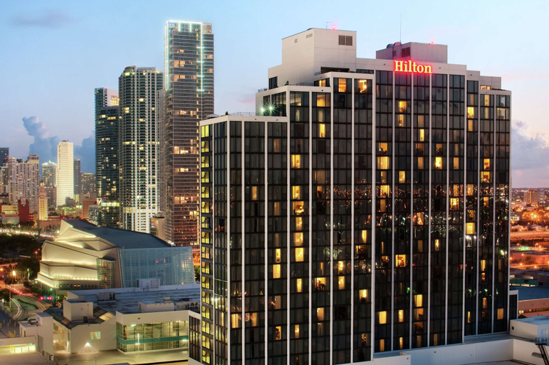 Exterior & Views 22