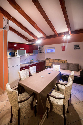 Food & Drinks 4, Apartments Sanic 518, Lopar/Supetarska Draga