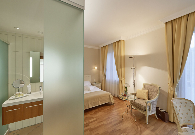 Bedroom 3, Hotel Eden Spiez, Niedersimmental