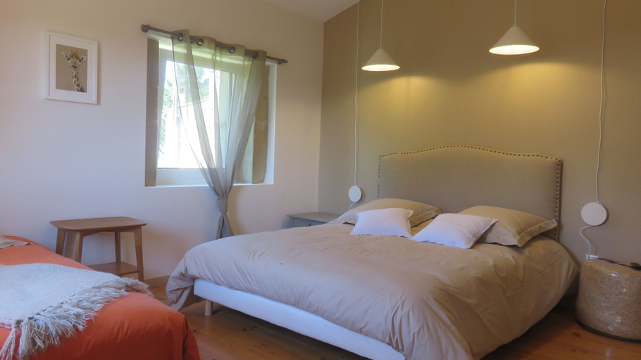 Bedroom 4, A la belle histoire, Drôme