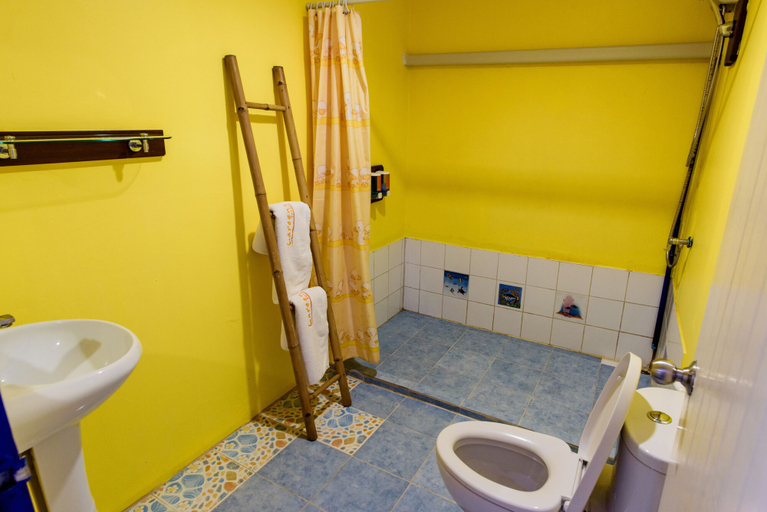 Bathroom 4, Lareena Resort Koh Larn Pattaya, Pattaya