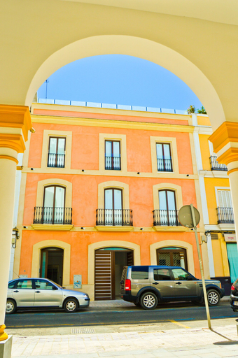 Exterior & Views 2, The Zentral Arenal Suites, Sevilla