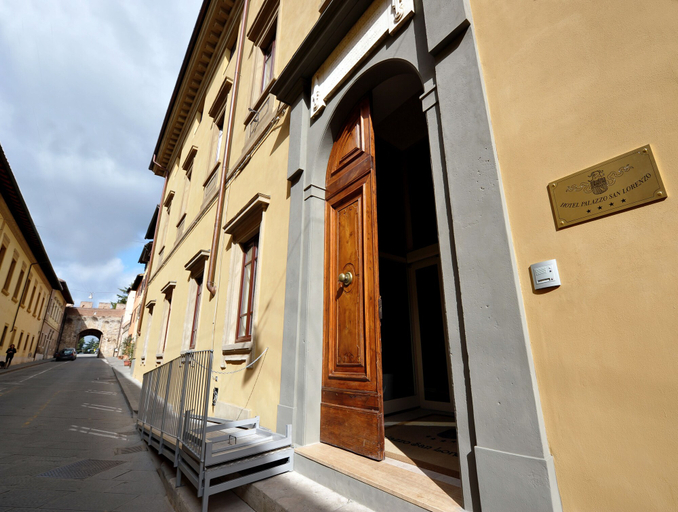 Exterior & Views 2, Hotel Palazzo San Lorenzo & SPA, Siena