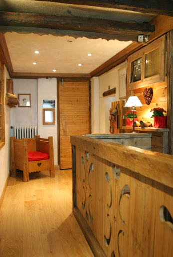 Others, Hotel Le Kern, Savoie