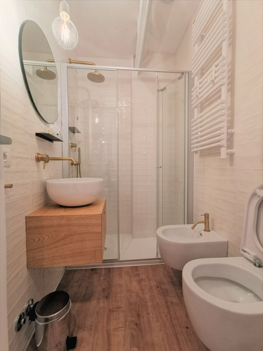 Bathroom 4, Rio Hotel, Venezia