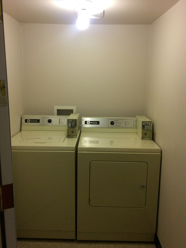Bathroom 4, Super 8 by Wyndham Lethbridge, Division No. 2