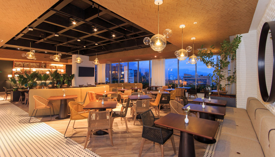 Food & Drinks 5, Novotel Medellín El Tesoro, Medellín
