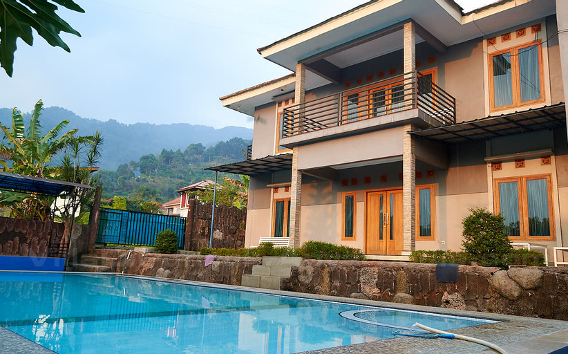 VILLA BUMI AYAH, Bogor