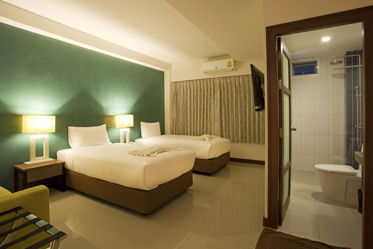 Bedroom 3, Wiz Hotel, Pattaya