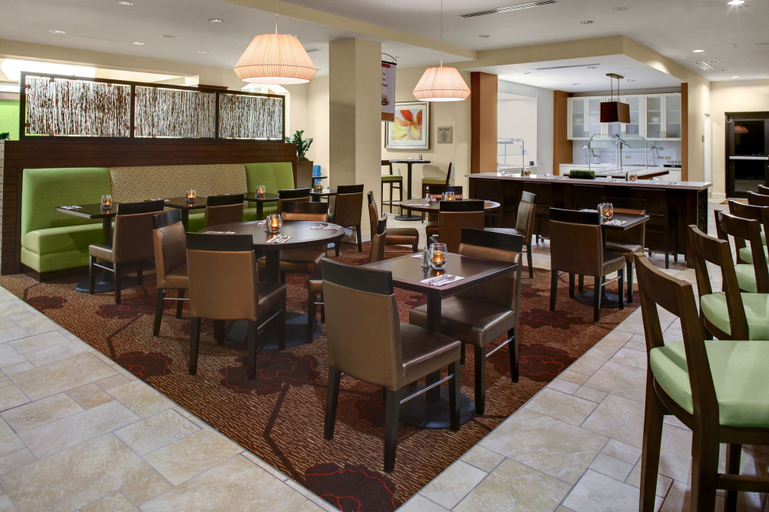 Food & Drinks 4, Hilton Garden Inn Edmonton International Airport, Division No. 11