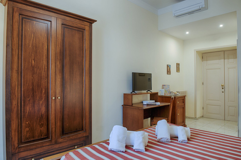 Bedroom 3, Armonia All'Opera, Roma