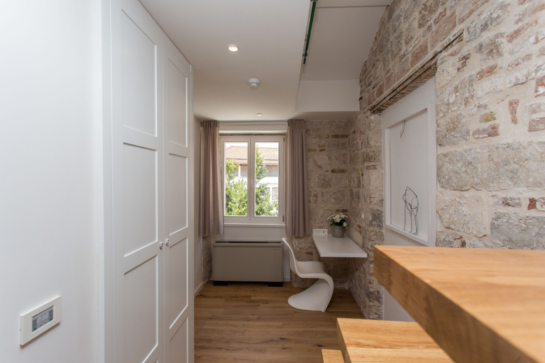 Bathroom 4, Bifora Heritage Hotel, Trogir
