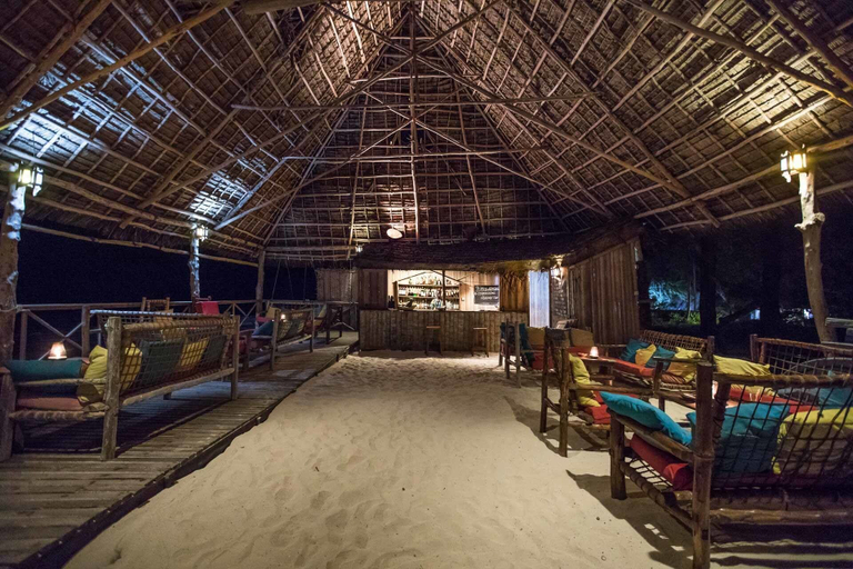 Food & Drinks 5, Ndame Beach Lodge, Kusini