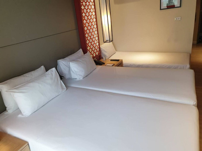 Bedroom 3, The Quarter Hualampong (formerly Prime Hotel), Bang Rak